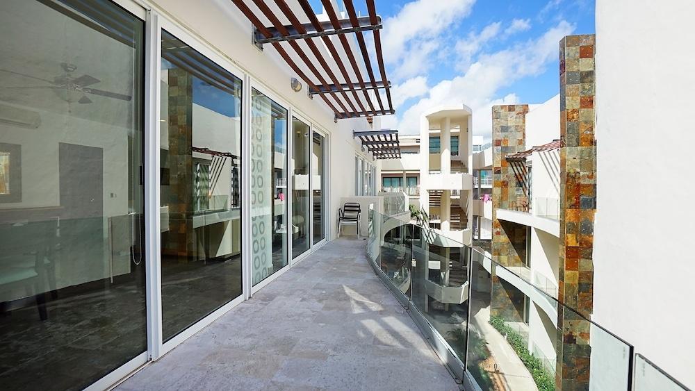 Playa Village Condo By Bvr Playa del Carmen Extérieur photo